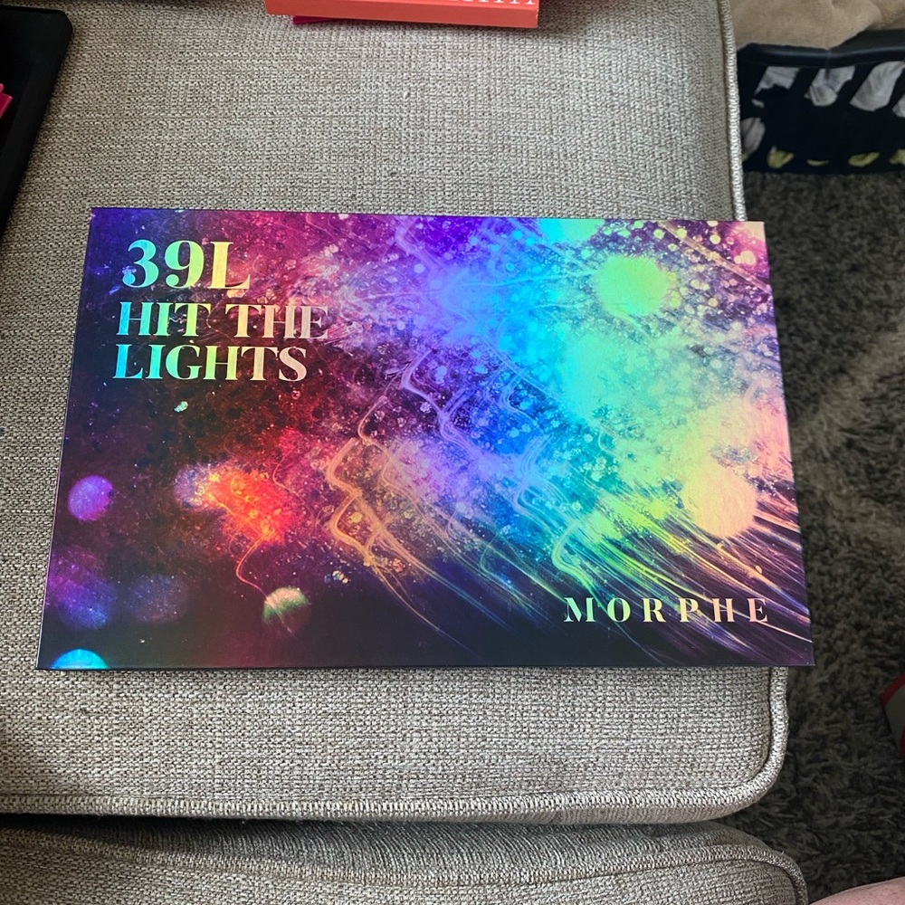 Morphe ‘39L Hit the Lights’ Eyeshadow Palette